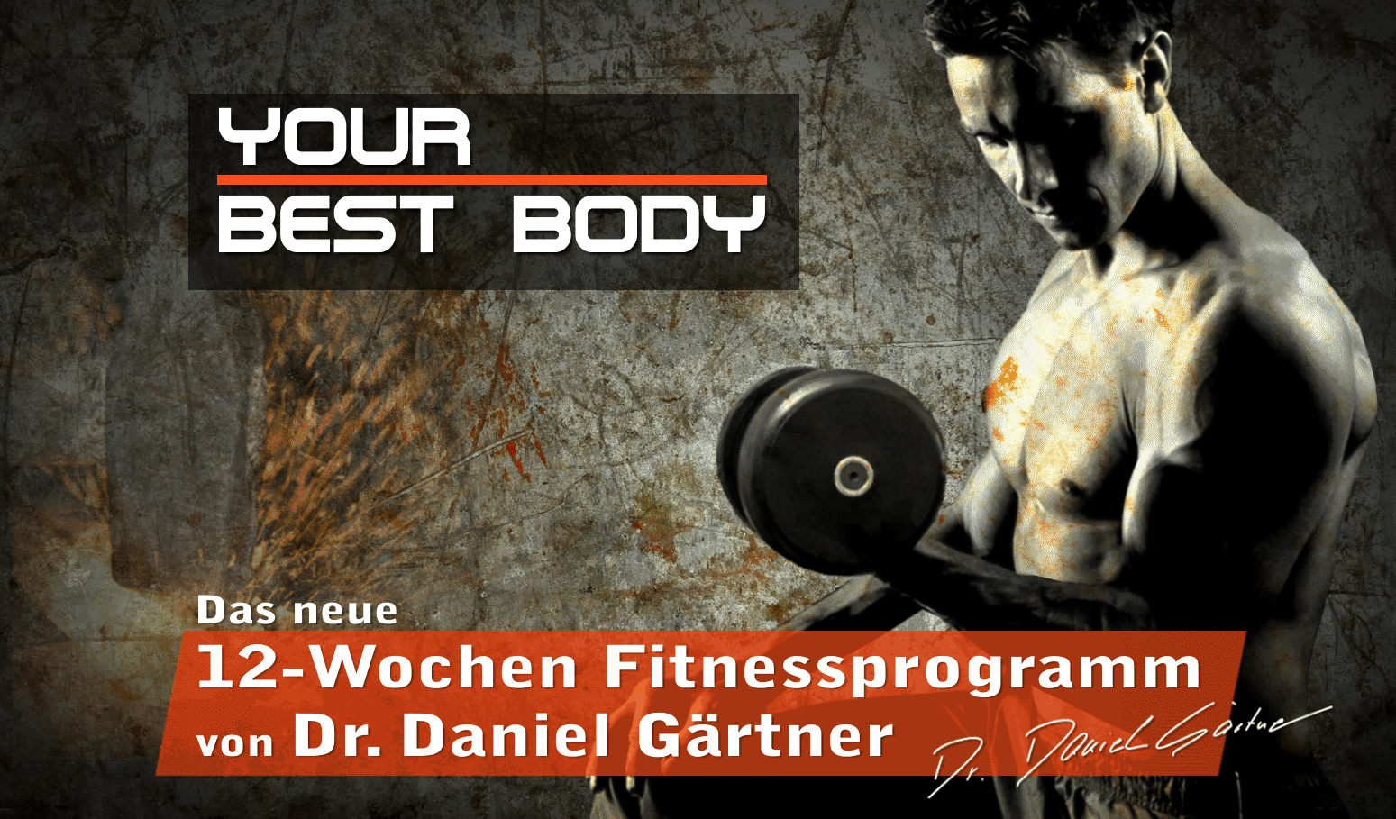 Mann macht Body Training mit Gewichten